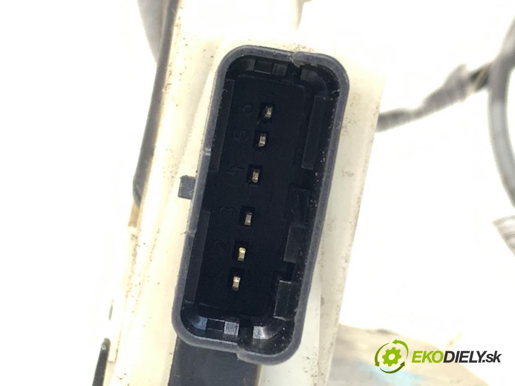 CITROEN C4 II (NC_) 2009 - 2022    1.6 HDi 115 84 kW [114 KM] olej napędowy 2012 - 2022  zámok dveře levý přední část 9685351380