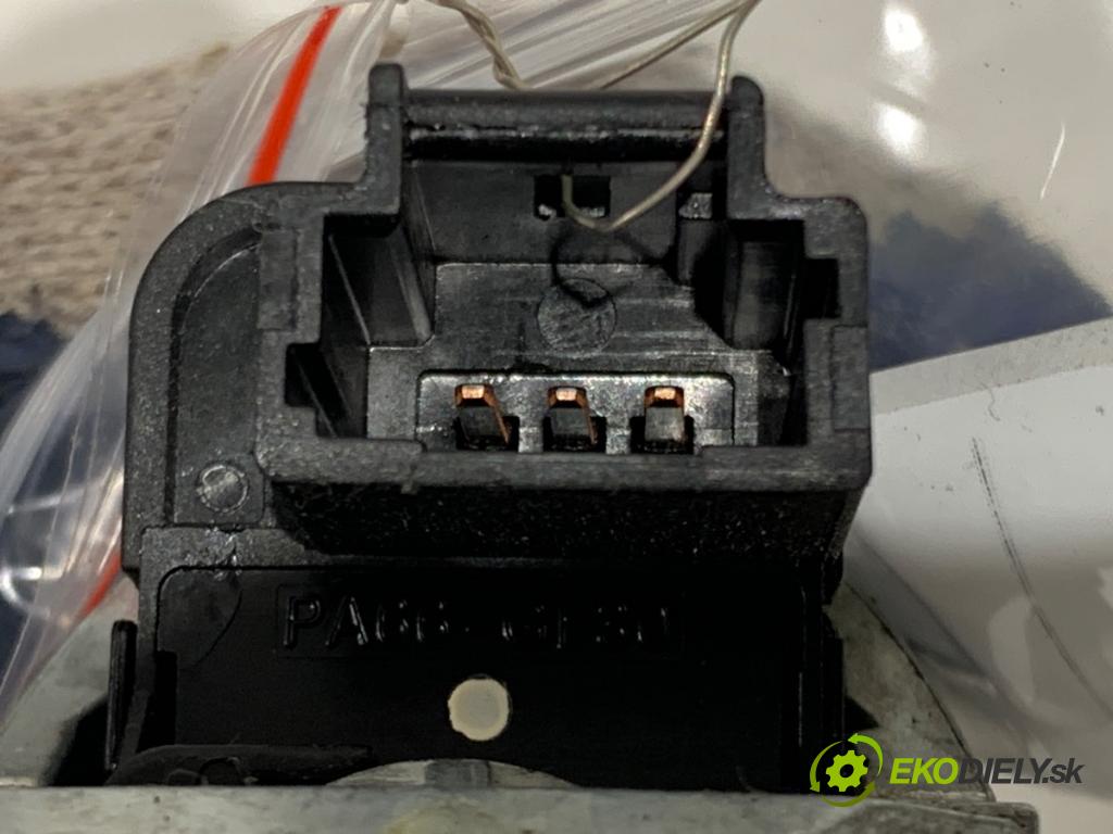 CITROEN C4 II (NC_) 2009 - 2022    1.6 HDi 115 84 kW [114 KM] olej napędowy 2012 - 2022  spinačka N0503823 (Spínacia skrinka)