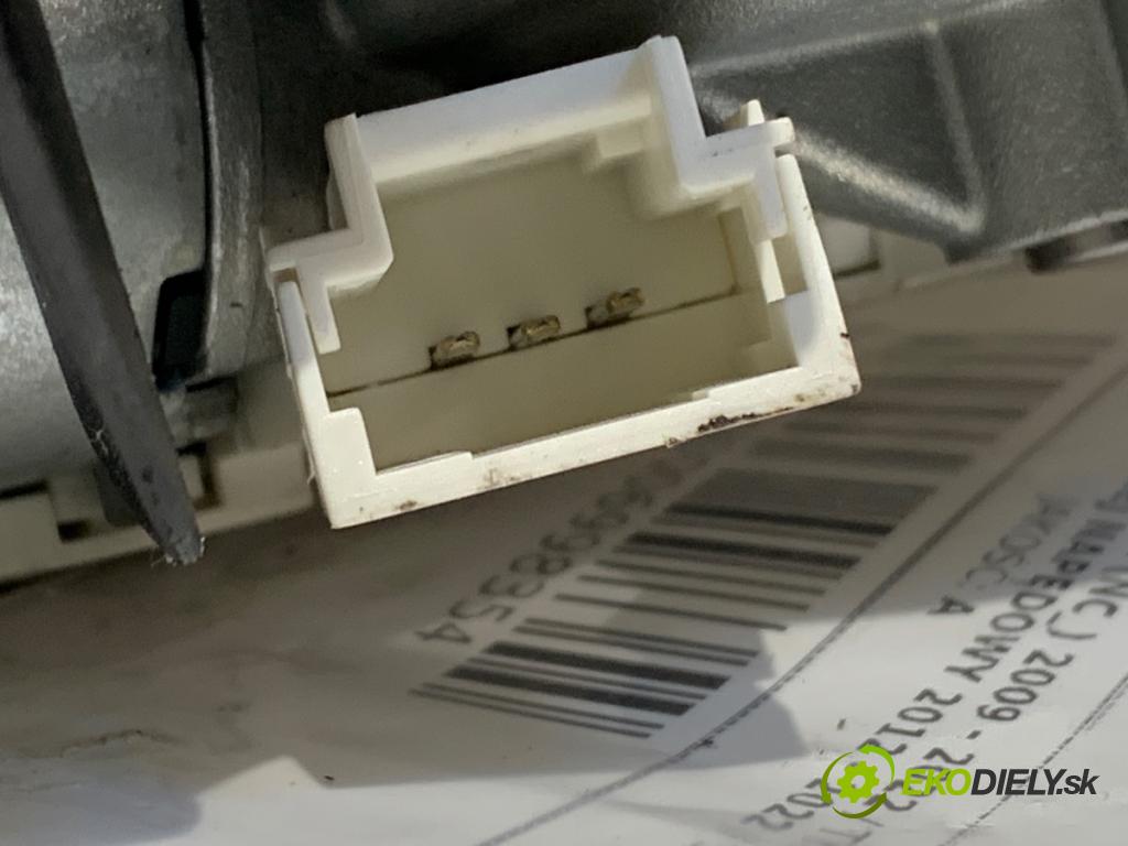 CITROEN C4 II (NC_) 2009 - 2022    1.6 HDi 115 84 kW [114 KM] olej napędowy 2012 - 2022  motor stěračů zadní část