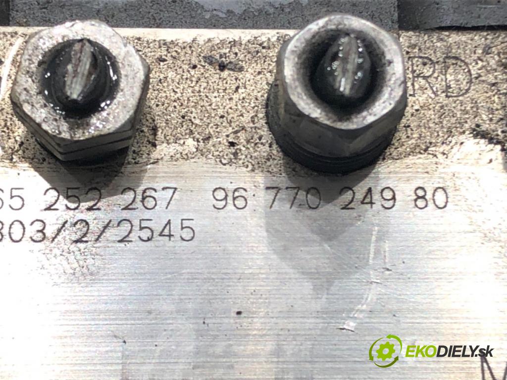 CITROEN C4 II (NC_) 2009 - 2022    1.6 HDi 115 84 kW [114 KM] olej napędowy 2012 - 2022  Pumpa ABS 9677024980 (Pumpa ABS)