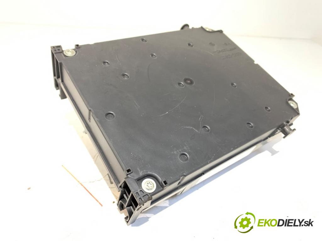 CITROEN C4 II (NC_) 2009 - 2022    1.6 HDi 115 84 kW [114 KM] olej napędowy 2012 - 2022  modul BSI 9665547480 (Pojistkové skříňky)