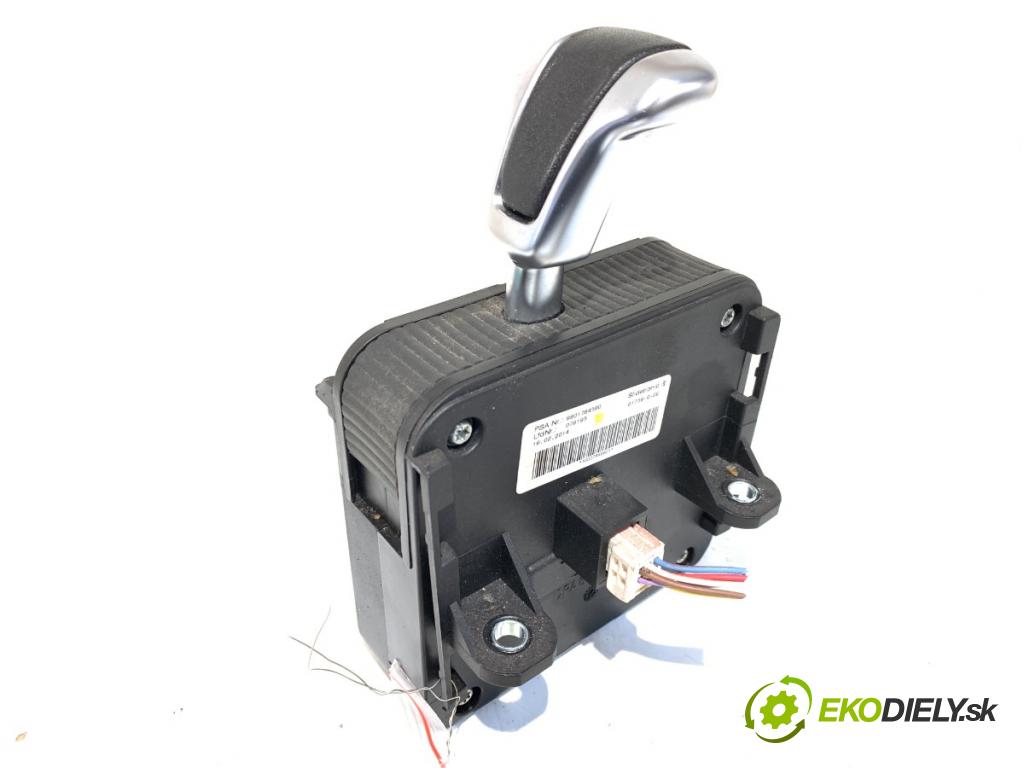 CITROEN C4 II (NC_) 2009 - 2022    1.6 HDi 115 84 kW [114 KM] olej napędowy 2012 - 2022  Kulisa 9801784580 (Rýchlostná páka (kulisa))