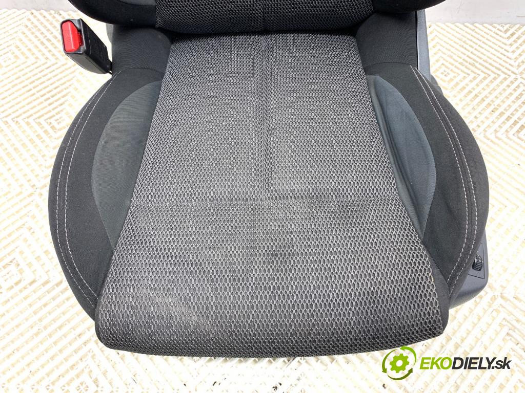 CITROEN C4 II (NC_) 2009 - 2022    1.6 HDi 115 84 kW [114 KM] olej napędowy 2012 - 2022  Sedadlo ľavy predný