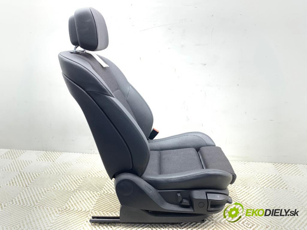 BMW F11 Kombi 2011 135 kW 520 d 1995 Sedadlo pravy predný