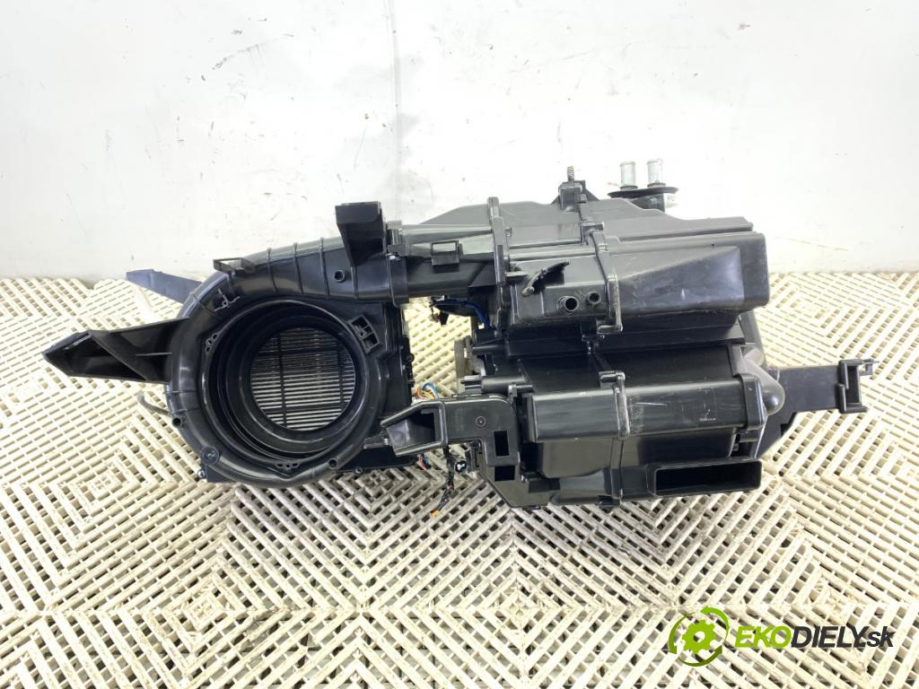 HONDA JAZZ III (GE_, GG_, GP_, ZA_) 2007 - 2022    1.2 (GG1) 66 kW [90 KM] benzyna 2008 - 2022  topné těleso radiátor topení  (Radiátory topení)