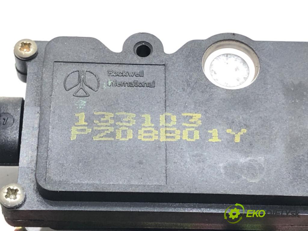 PEUGEOT 807 (EB_) 2002 - 2022    2.2 116 kW [158 KM] benzyna 2002 - 2022  zámok dveře levý zadní část PZ08B01Y
