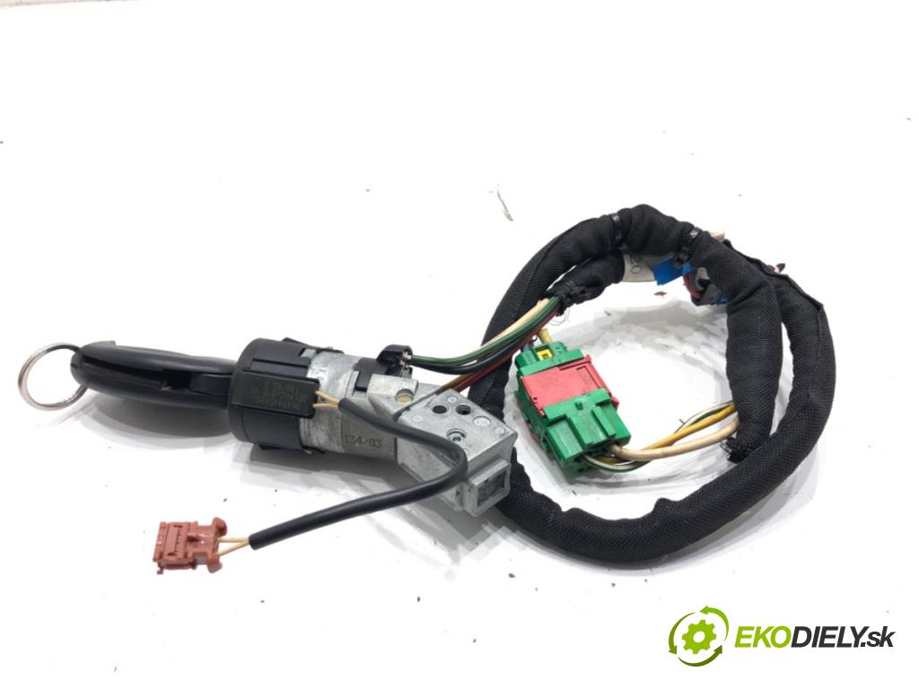 PEUGEOT 807 (EB_) 2002 - 2022    2.2 116 kW [158 KM] benzyna 2002 - 2022  spinačka 36353100 (Spínacia skrinka)