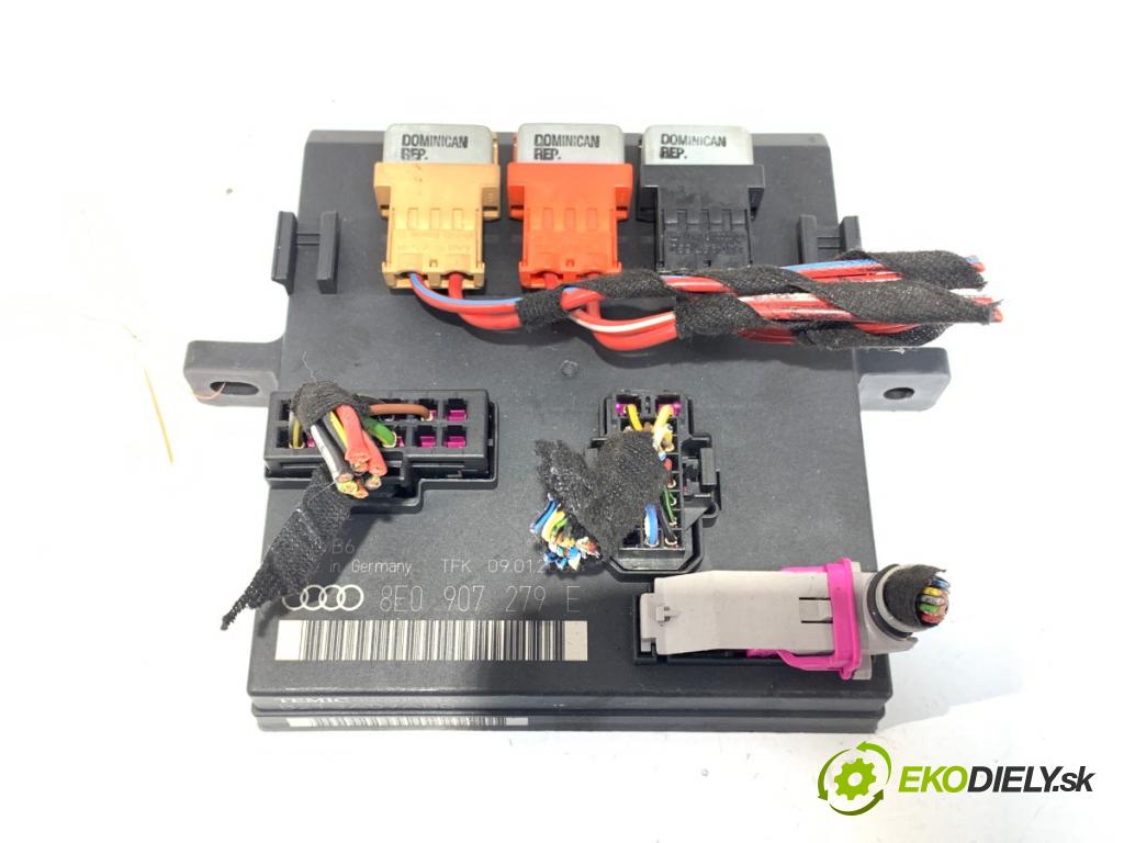 AUDI A4 B6 (8E2) 2000 - 2005    2.5 TDI quattro 132 kW [180 KM] olej napędowy 2000 - 2004  Modul svetiel 8E0907279E (Riadiaca jednotka ostatné)