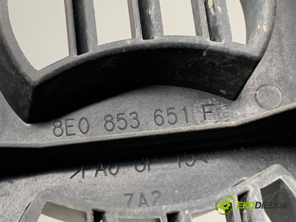 AUDI A4 B6 (8E2) 2000 - 2005    2.5 TDI quattro 132 kW [180 KM] olej napędowy 2000 - 2004  mřížka maska  (Mřížky (masky) chladičů)