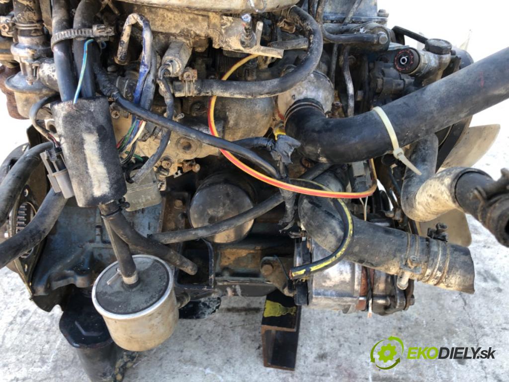 NISSAN TERRANO I samochód terenowy zamknięty 1988 74 kW 2.4 2389 Motor Z24i (Motor)