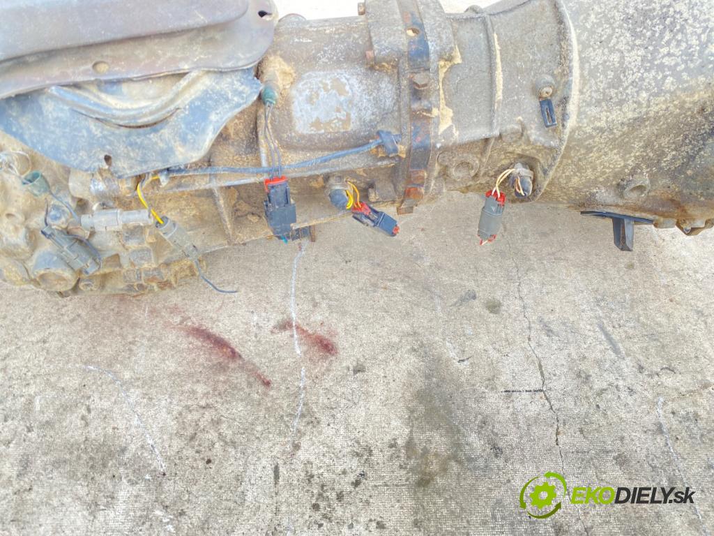 NISSAN TERRANO I (WD21) 1986 - 1996    2.4 74 kW [101 KM] benzyna 1986 - 1995  Prevodovka  (Prevodovka)