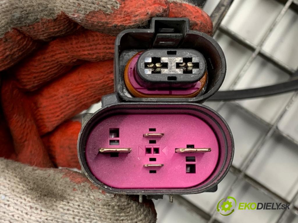 VW PASSAT B6 Variant (3C5) 2005 - 2011    2.0 TDI 103 kW [140 KM] olej napędowy 2005 - 2009  ventilátor chladiče 1K0959455N (Ventilátory)