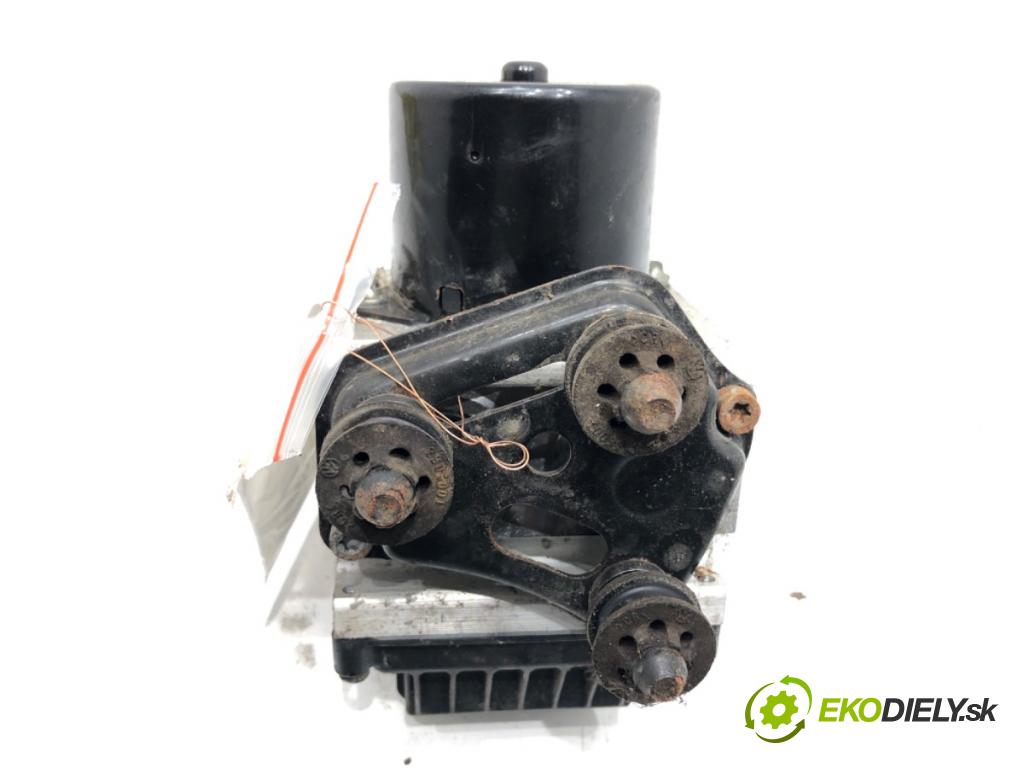 VW PASSAT B6 Variant (3C5) 2005 - 2011    2.0 TDI 103 kW [140 KM] olej napędowy 2005 - 2009  Pumpa ABS 3C0614095S (Pumpa ABS)
