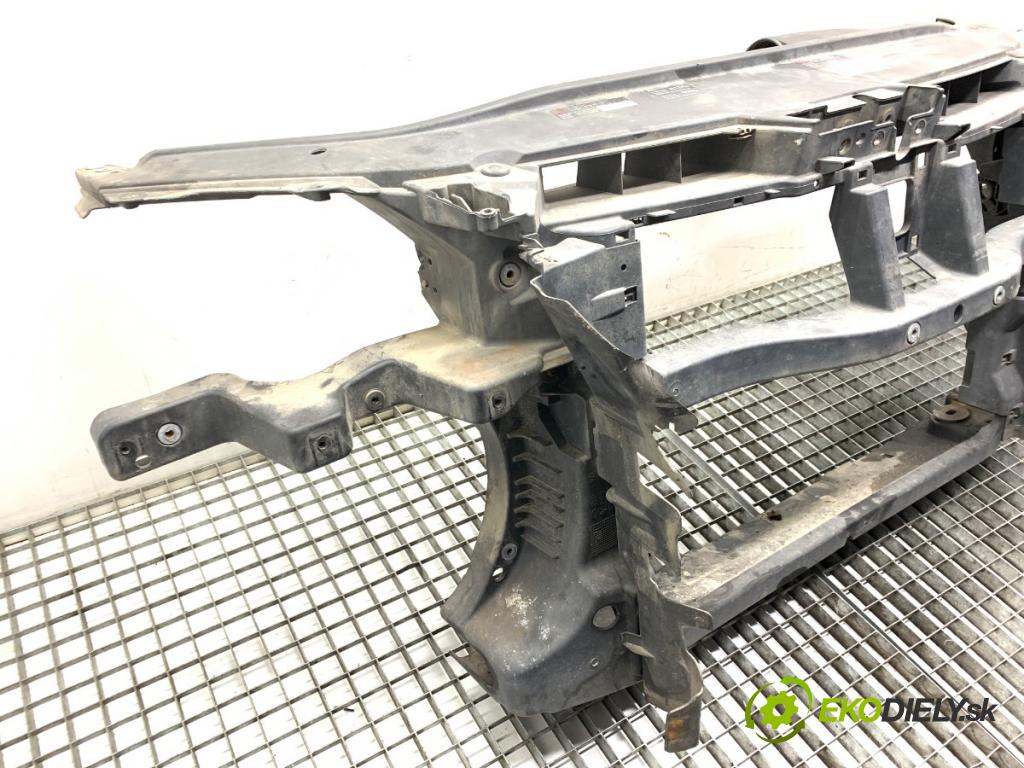 VW PASSAT B6 Variant (3C5) 2005 - 2011    2.0 TDI 103 kW [140 KM] olej napędowy 2005 - 2009  držák přední část 3C0805588D (Výztuhy přední)