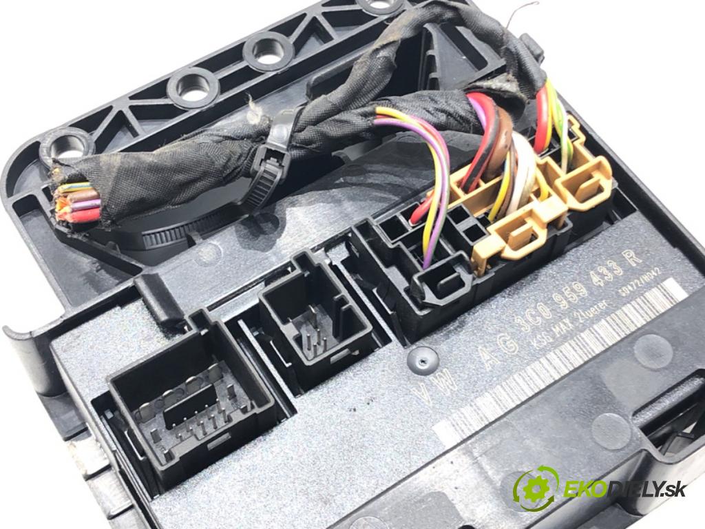 VW PASSAT B6 Variant (3C5) 2005 - 2011    2.0 TDI 103 kW [140 KM] olej napędowy 2005 - 2009  Modul komfortu 3C0959433R (Modul komfortu)