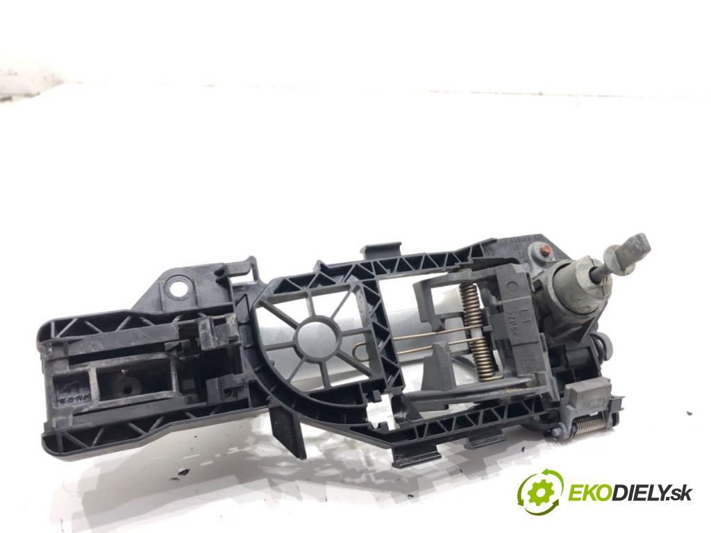 VW PASSAT B6 Variant (3C5) 2005 - 2011    2.0 TDI 103 kW [140 KM] olej napędowy 2005 - 2009  Kľučka vonkajšia ľavy predný 3C0837885F