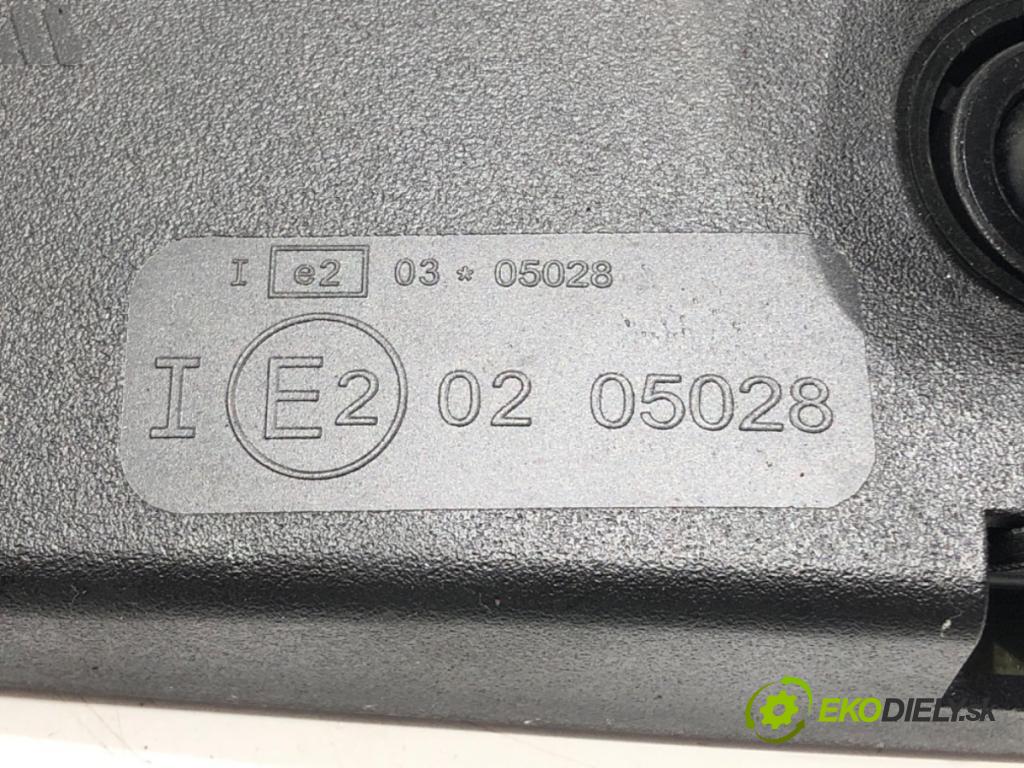 TOYOTA AYGO (_B4_) 2014 - 2022    1.0 (KGB40) 51 kW [69 KM] benzyna 2014 - 2022  zpětné zrcátko vnitřní  (Světla vnitřní)