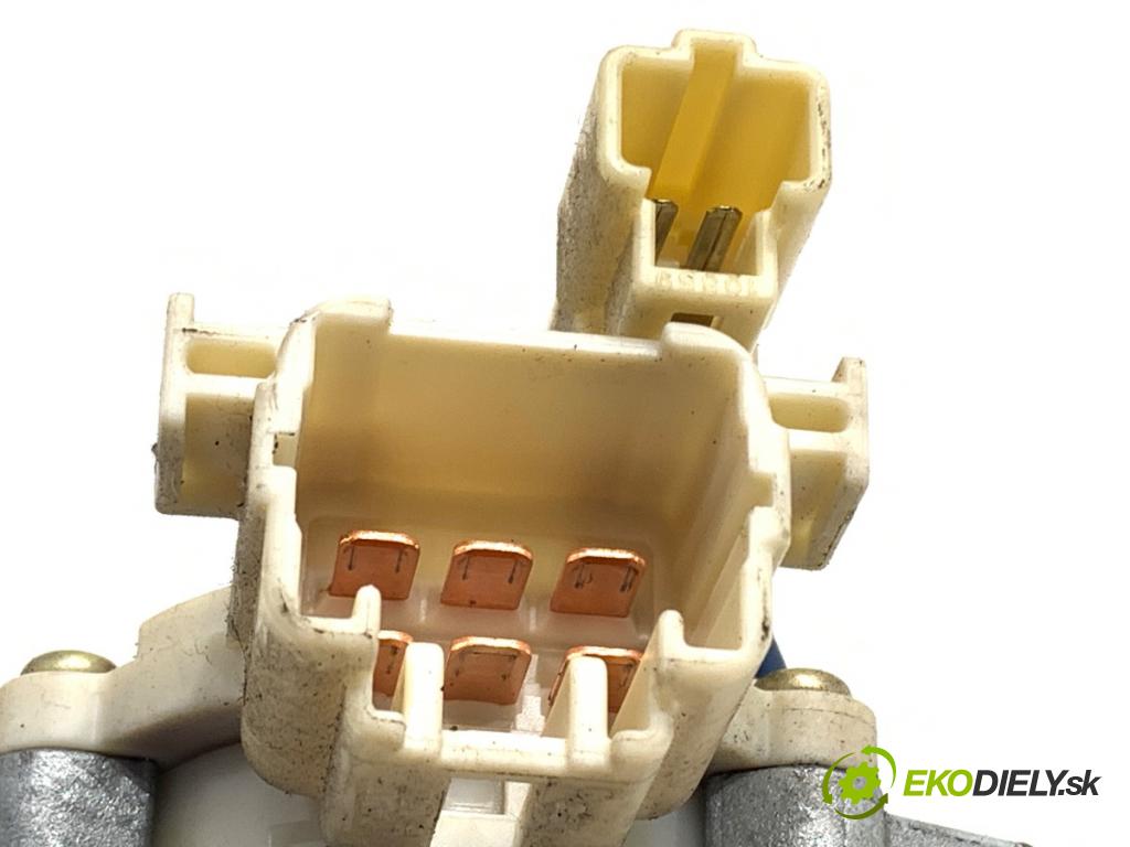 TOYOTA YARIS (_P1_) 1999 - 2005    1.4 D-4D (NLP10_) 55 kW [75 KM] olej napędowy 2001 - 2005  spinačka 89783-52010 (Spínacia skrinka)