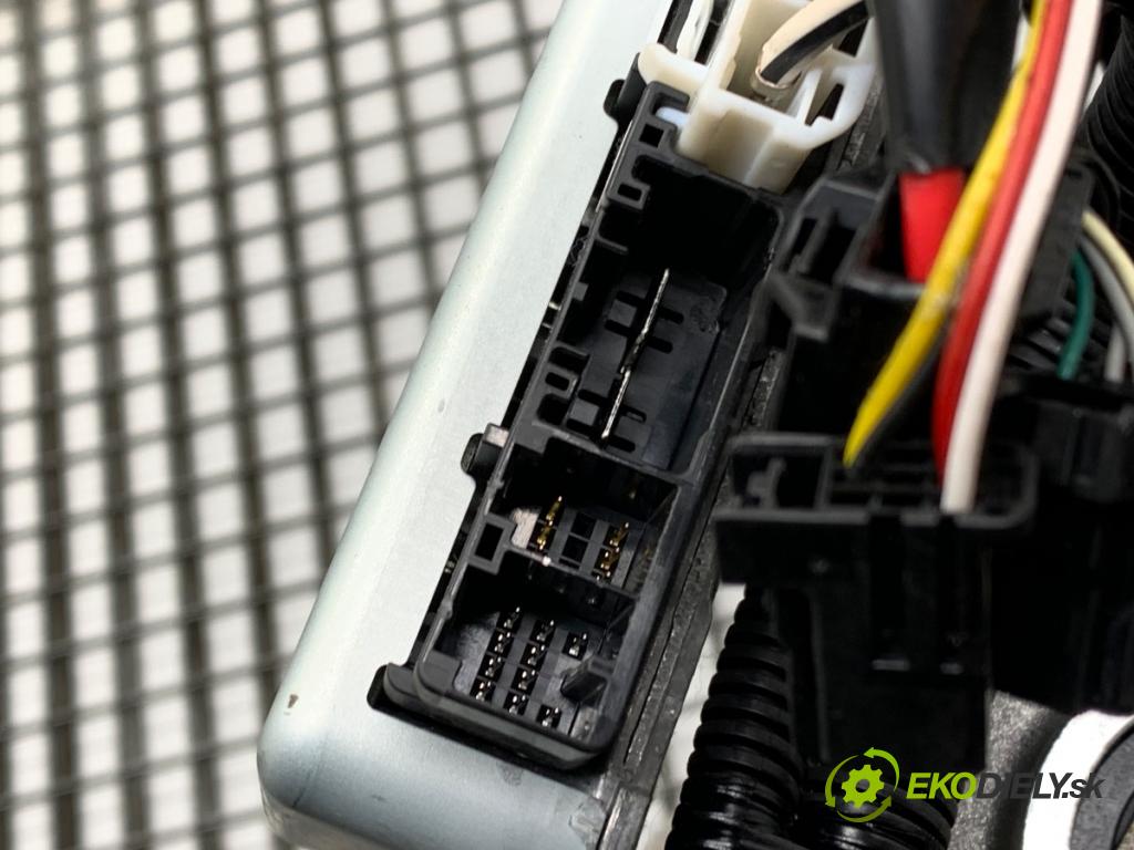 TOYOTA AYGO (_B4_) 2014 - 2022    1.0 (KGB40) 51 kW [69 KM] benzyna 2014 - 2022  Pumpa servočerpadlo 45250-0H071 (Servočerpadlo, pumpa riadenia)