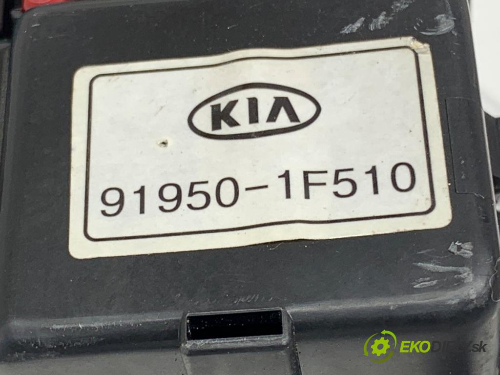 KIA SPORTAGE II (JE_, KM) 2004 - 2022    2.0 CRDi 103 kW [140 KM] olej napędowy 2006 - 2022  Skrinka poistková 91950-1F510 (Poistková skrinka)