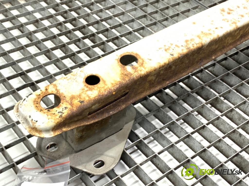 TOYOTA AYGO (_B4_) 2014 - 2022    1.0 (KGB40) 51 kW [69 KM] benzyna 2014 - 2022  výztuha nárazníka zadní část  (Výztuhy zadní)