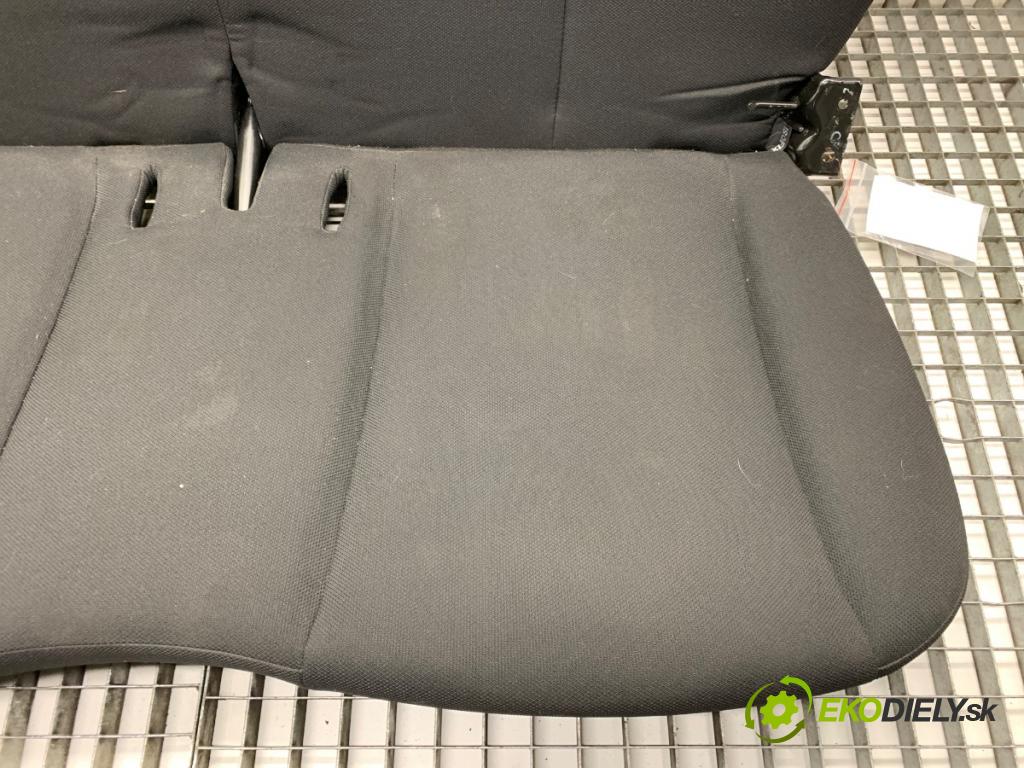 TOYOTA AYGO (_B4_) 2014 - 2022    1.0 (KGB40) 51 kW [69 KM] benzyna 2014 - 2022  Sedadlo druhý rad