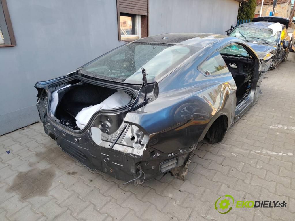 FORD USA MUSTANG coupe 2014 - 2022    2.3 EcoBoost 233 kW [317 KM] benzyna 2015 - 2022  KAROSERIA ČTVRŤÁK blatník zadní část levý pravý práh střecha PODŁUŻNICA levý pravý