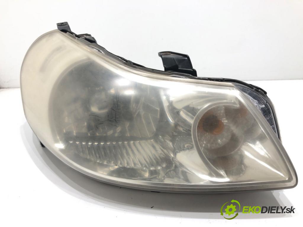 SUZUKI SX4 liftback 2006 88 kW 1.9 DDiS (RW 419D) 1910 světlomet pravý přední část 