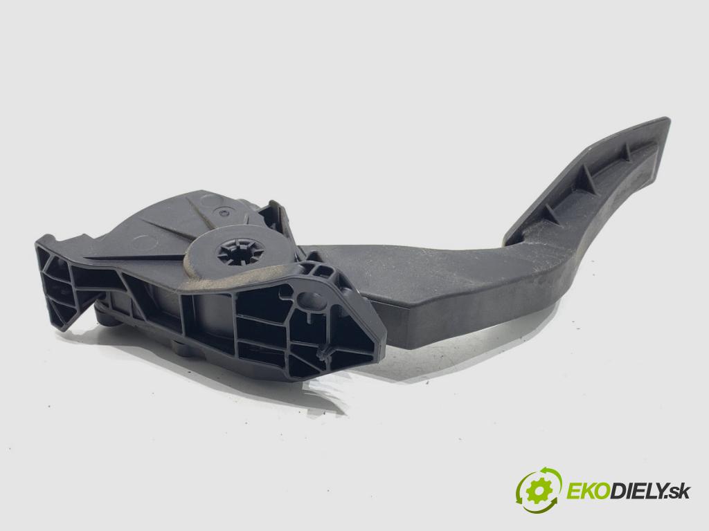 OPEL ZAFIRA TOURER C (P12) 2011 - 2022    2.0 CDTi (75) 121 kW [165 KM] olej napędowy 2011 - 2022  Potenciometer plynu 13253781 (Pedál)