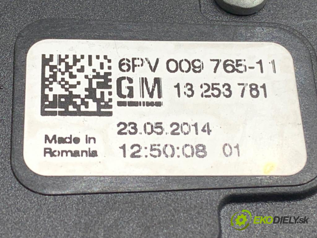 OPEL ZAFIRA TOURER C (P12) 2011 - 2022    2.0 CDTi (75) 121 kW [165 KM] olej napędowy 2011 - 2022  Potenciometer plynu 13253781 (Pedál)