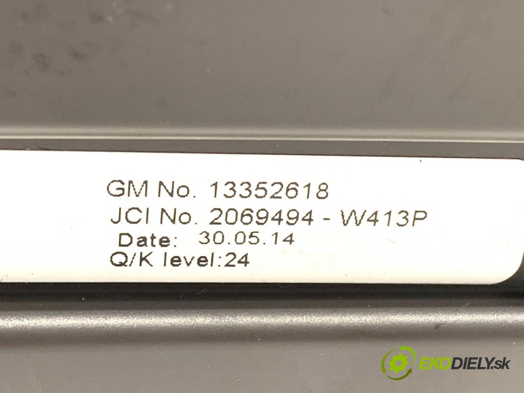 OPEL ZAFIRA TOURER C (P12) 2011 - 2022    2.0 CDTi (75) 121 kW [165 KM] olej napędowy 2011 - 2022  Lakťová opierka 13352618 (Lakťová opierka)