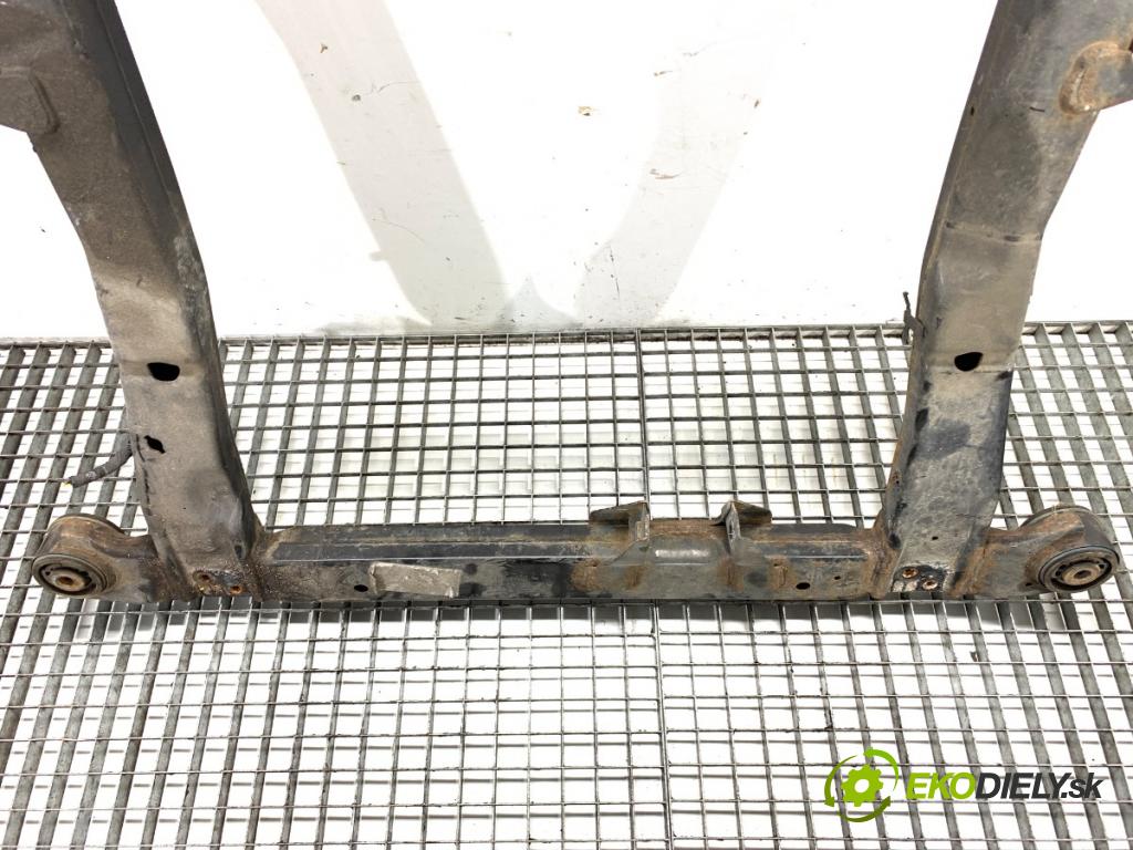 OPEL ZAFIRA TOURER C (P12) 2011 - 2022    2.0 CDTi (75) 121 kW [165 KM] olej napędowy 2011 - 2022  výztuha pod motor 13370472 (Výztuhy přední)