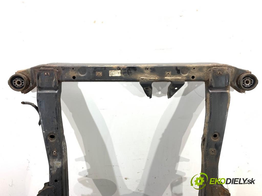 OPEL ZAFIRA TOURER C (P12) 2011 - 2022    2.0 CDTi (75) 121 kW [165 KM] olej napędowy 2011 - 2022  výztuha pod motor 13370472 (Výztuhy přední)