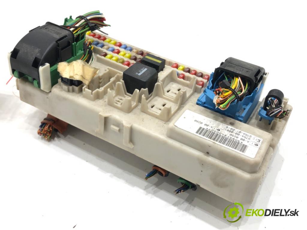 FORD FOCUS C-MAX (DM2) 2003 - 2007    2.0 107 kW [145 KM] benzyna 2004 - 2007  modul BSI 4M5T-14A073-DF (Pojistkové skříňky)