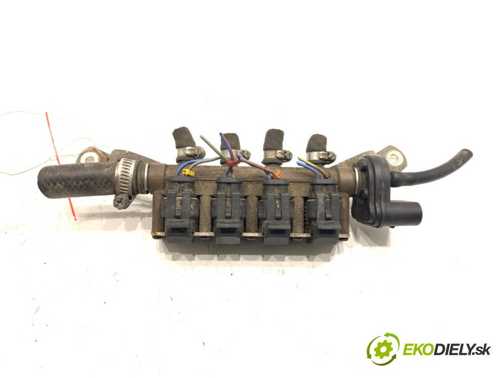 FORD FOCUS C-MAX (DM2) 2003 - 2007    2.0 107 kW [145 KM] benzyna 2004 - 2007  vstrekovač LPG 