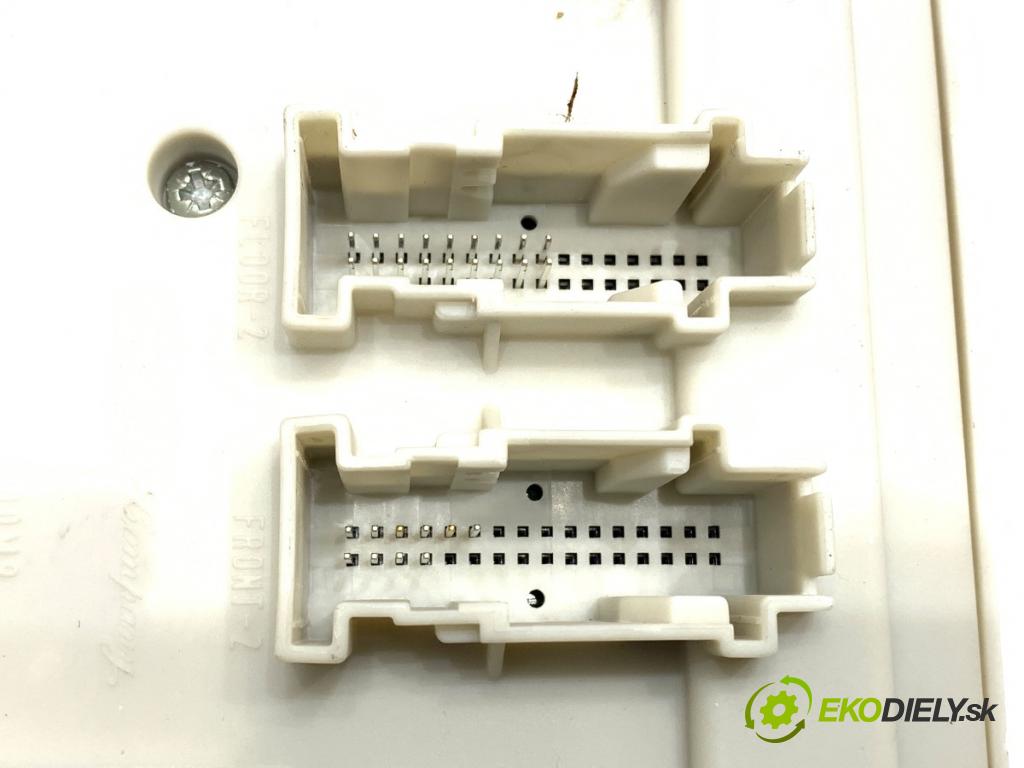 FORD FOCUS II Turnier (DA_, FFS, DS) 2004 - 2012    1.6 74 kW [100 KM] benzyna 2004 - 2011  Modul BSI 7M5T-14A073-JE (Poistková skrinka)
