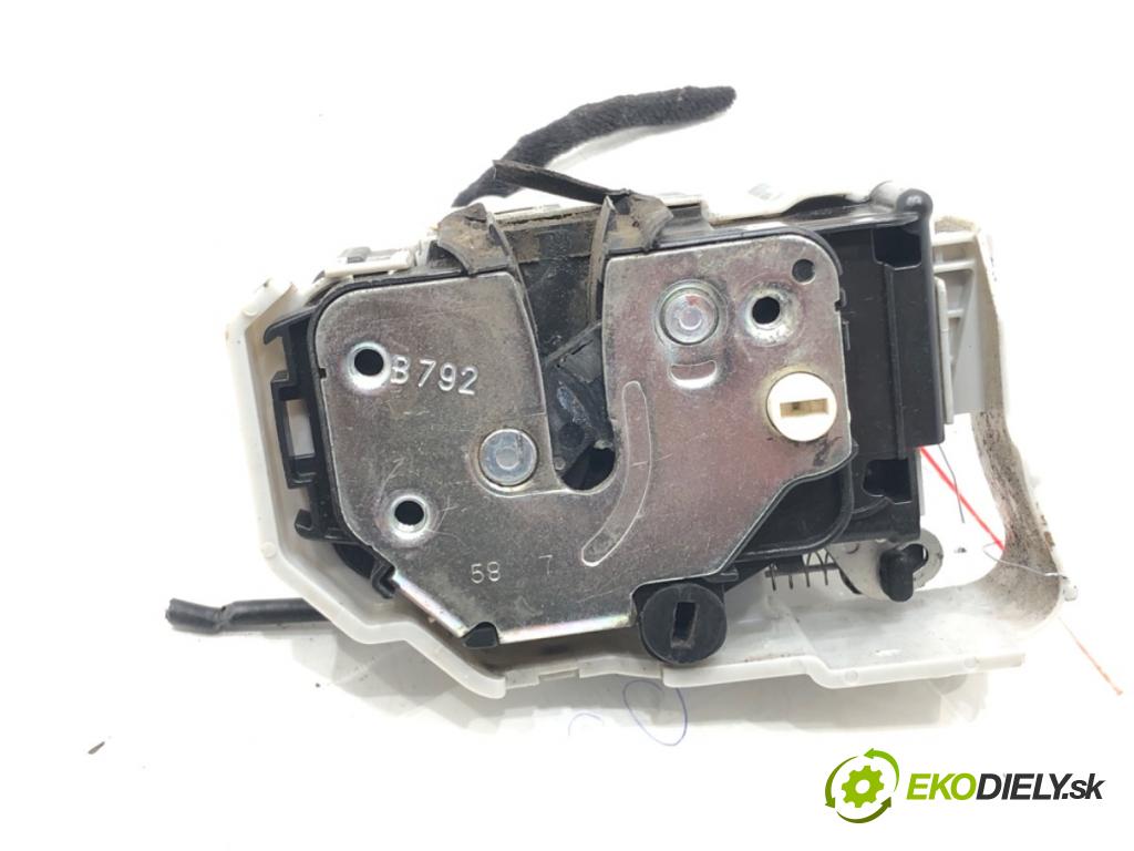FIAT BRAVO II (198_) 2006 - 2022    1.4 T-Jet (198AXF1B) 110 kW [150 KM] benzyna 2007 - 2014  zámok dveře levý zadní část 51798293