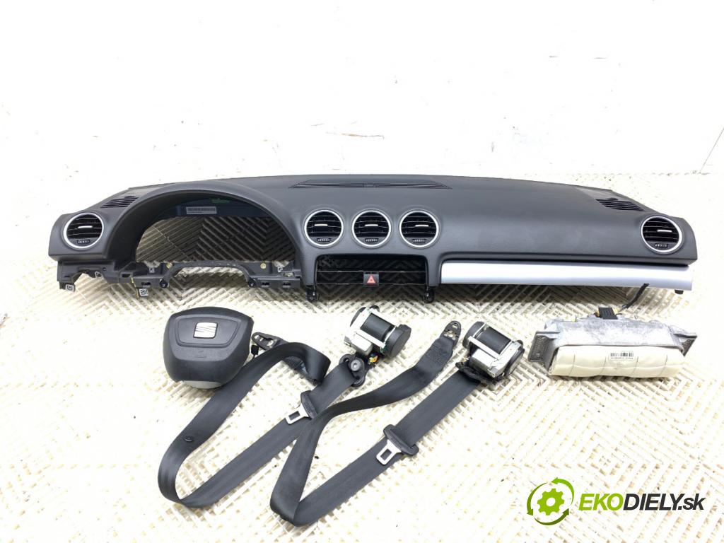 SEAT EXEO (3R2) 2008 - 2013    2.0 TDI 105 kW [143 KM] olej napędowy 2008 - 2013  Palubná doska silentbloku pasy 3R1857003A