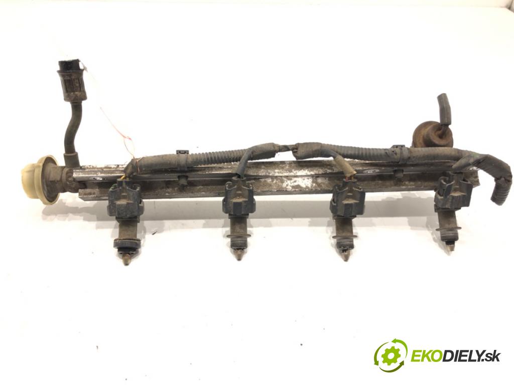 HONDA CR-V I (RD) 1995 - 2002    2.0 16V 4WD (RD1, RD3) 108 kW [147 KM] benzyna 1999 - 2002  Lišta vstrekovacia  (Vstrekovacia lišta)