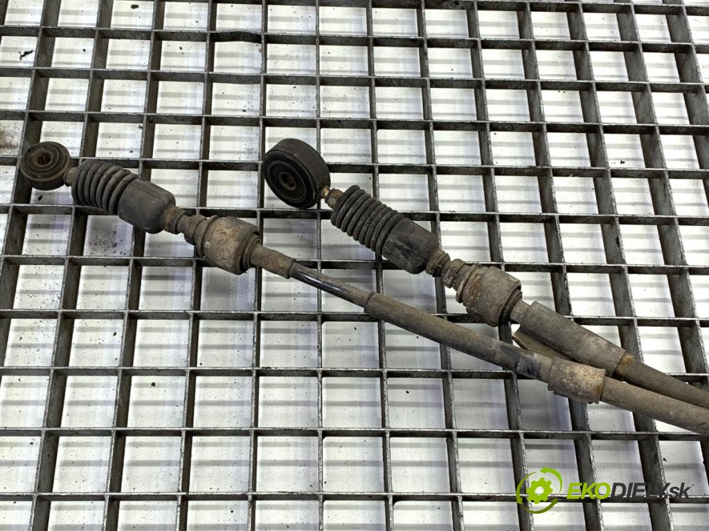 HONDA CR-V I (RD) 1995 - 2002    2.0 16V 4WD (RD1, RD3) 108 kW [147 KM] benzyna 1999 - 2002  Kulisa  (Rýchlostná páka (kulisa))