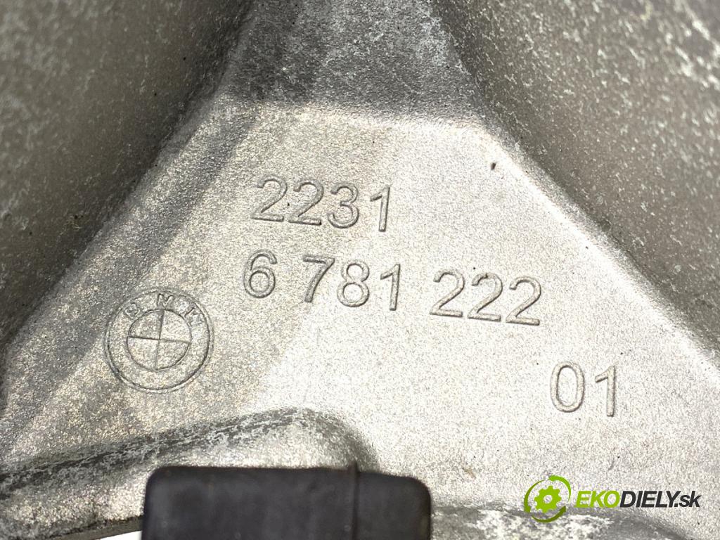 BMW F11 Kombi 2011 135 kW 520 d 1995 Držiak prevodovky 6781222