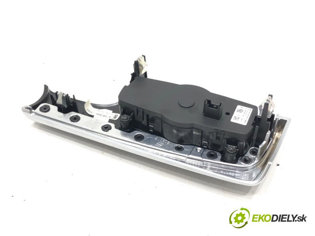 BMW F11 Kombi 2011 135 kW 520 d 1995 Spínač svetiel 9192744