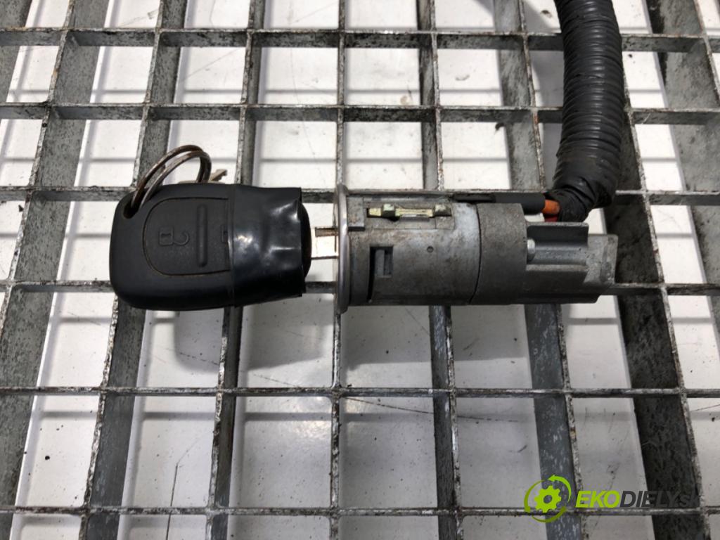 RENAULT TRAFIC II Autobus (JL) 2001 - 2022    1.9 dCI 100 (JL0C) 74 kW [101 KM] olej napędowy 2001 - 2022  spinačka  (Spínacia skrinka)