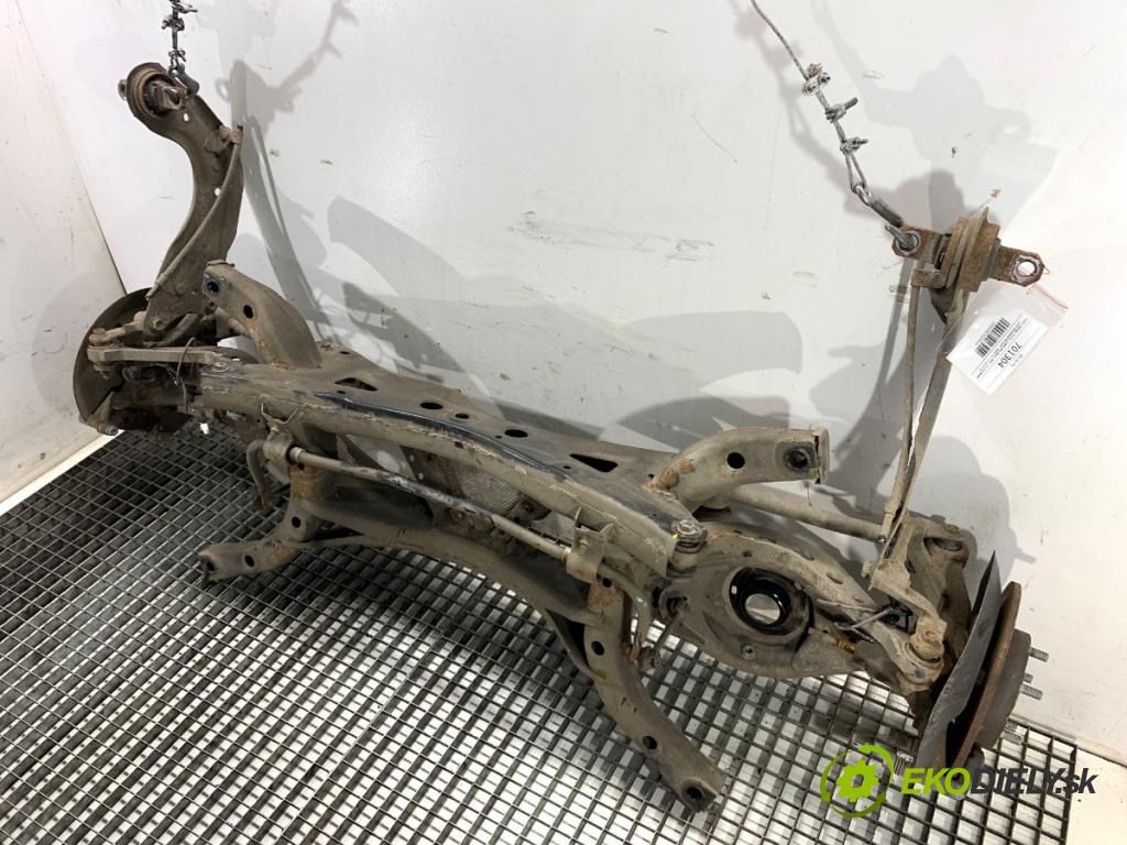 MAZDA 3 (BM, BN) 2013 - 2022    2.0 88 kW [120 KM] benzyna 2013 - 2022  výztuha zadní část