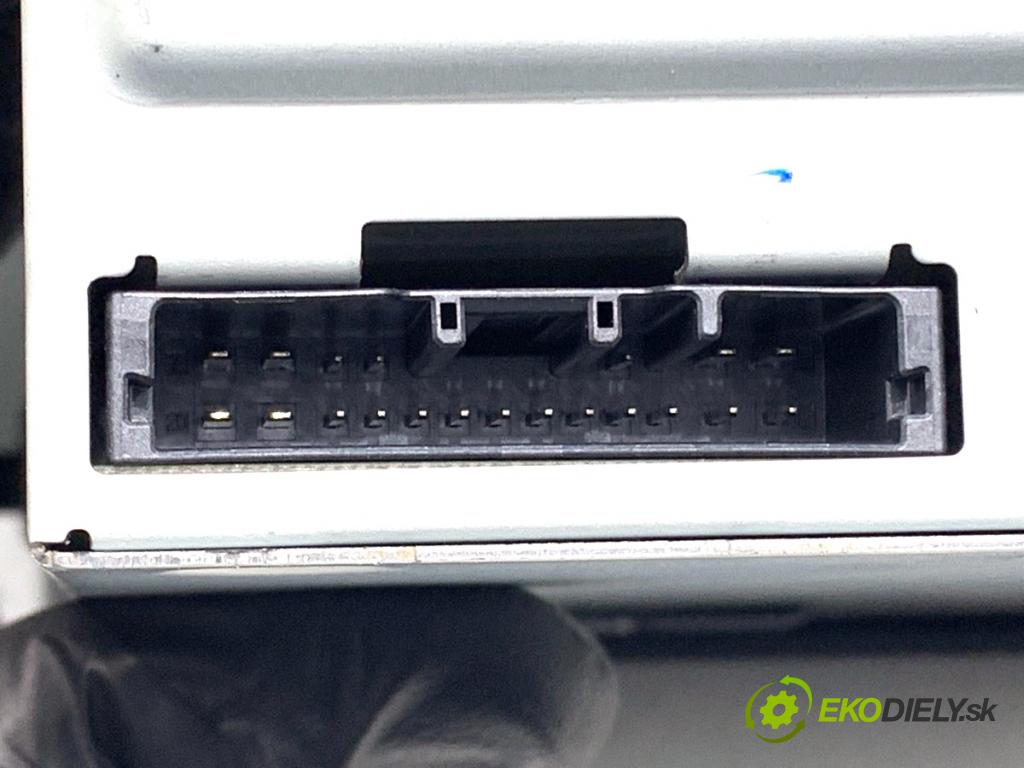 MAZDA 3 (BM, BN) 2013 - 2022    2.0 88 kW [120 KM] benzyna 2013 - 2022  RADIO BHP3-669G0 (Audio zariadenie)