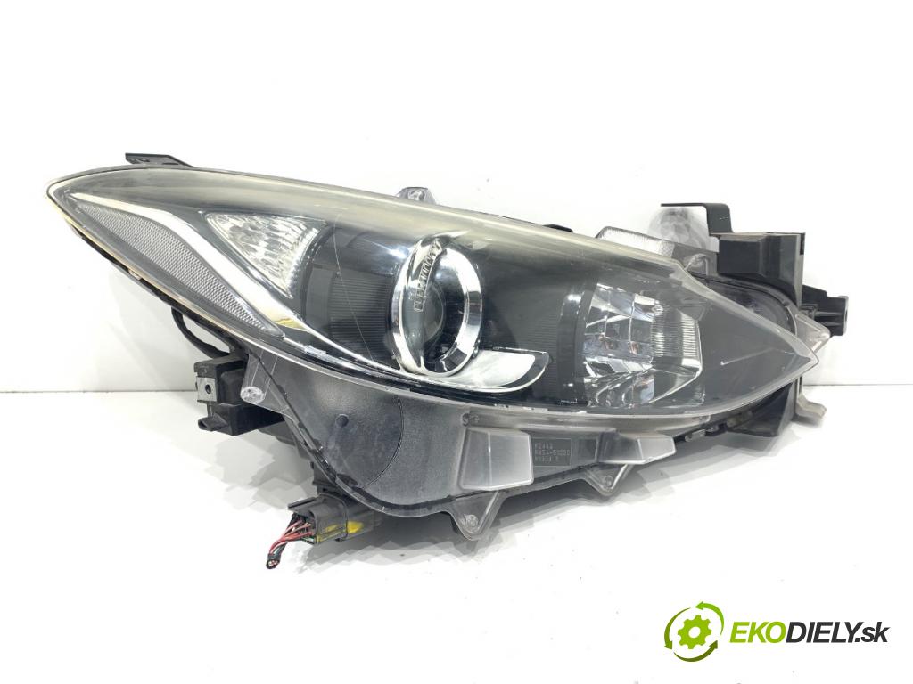 MAZDA 3 BM liftback 2015 88 kW 2.0 1998 světlomet pravý přední část BHR151030