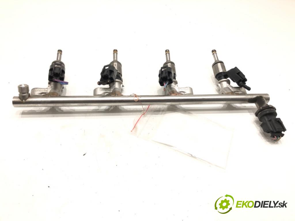 MAZDA 3 (BM, BN) 2013 - 2022    2.0 88 kW [120 KM] benzyna 2013 - 2022  Lišta vstrekovacia PE0113150 (Vstrekovacia lišta)