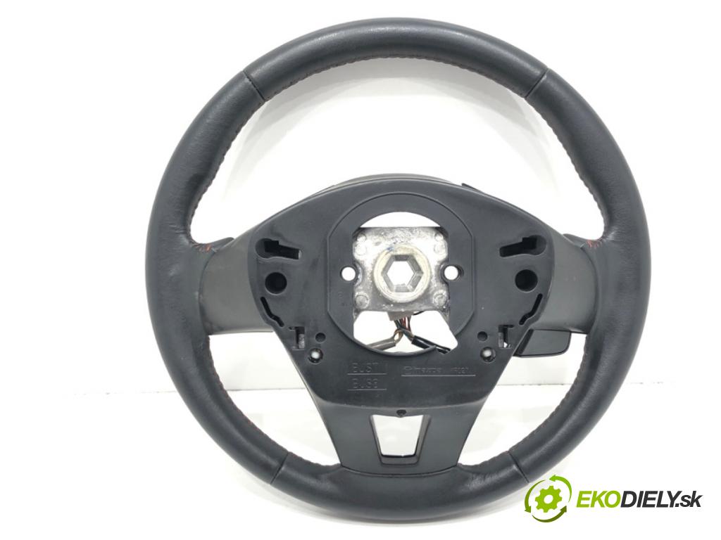 MAZDA 3 (BM, BN) 2013 - 2022    2.0 88 kW [120 KM] benzyna 2013 - 2022  Volant červená farba