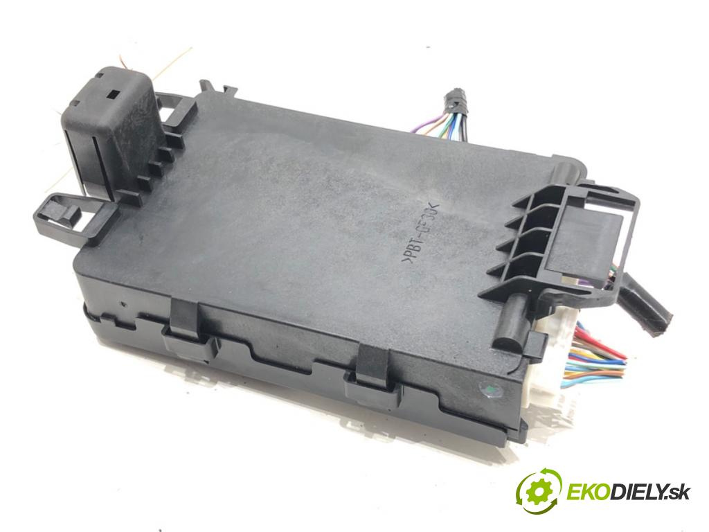 MAZDA 3 (BM, BN) 2013 - 2022    2.0 88 kW [120 KM] benzyna 2013 - 2022  Modul komfortu KD45675Y0G (Modul komfortu)