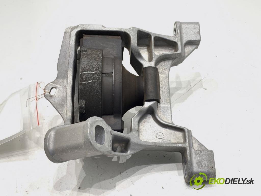 MAZDA 3 (BM, BN) 2013 - 2022    2.0 88 kW [120 KM] benzyna 2013 - 2022  AirBag Motor  (Držiak motora)